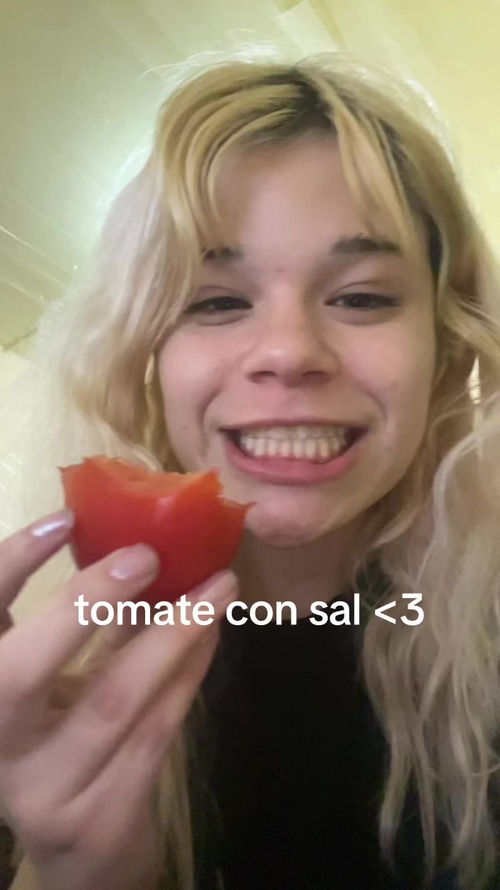 @lolita 🍓