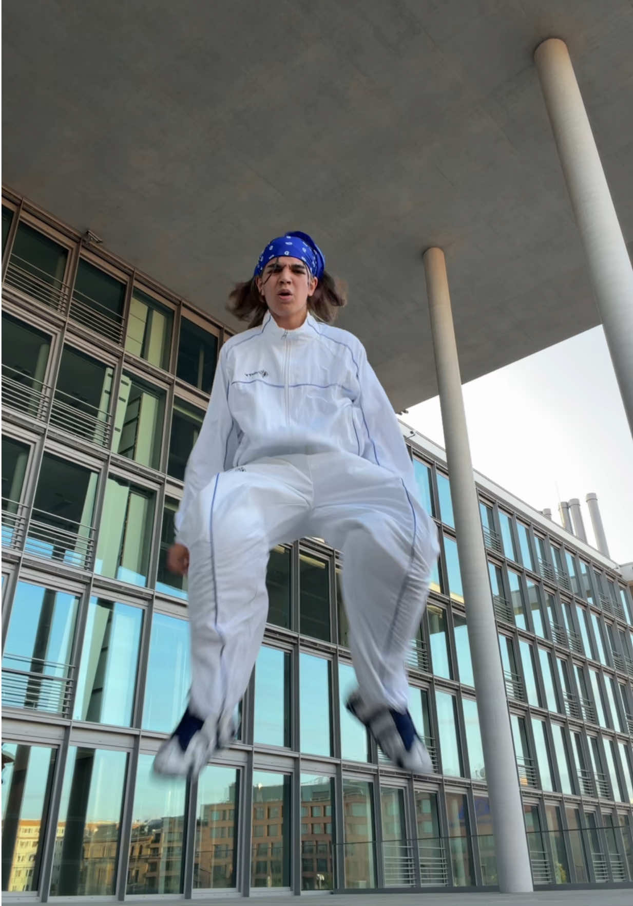 @localdancefluencer