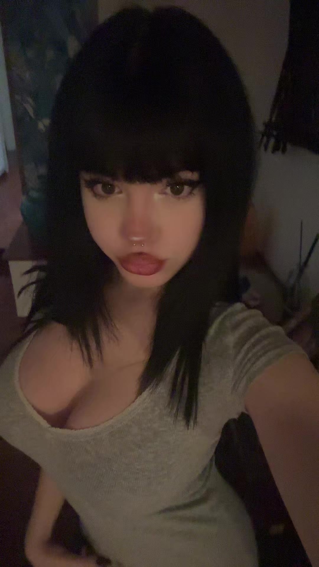 @️