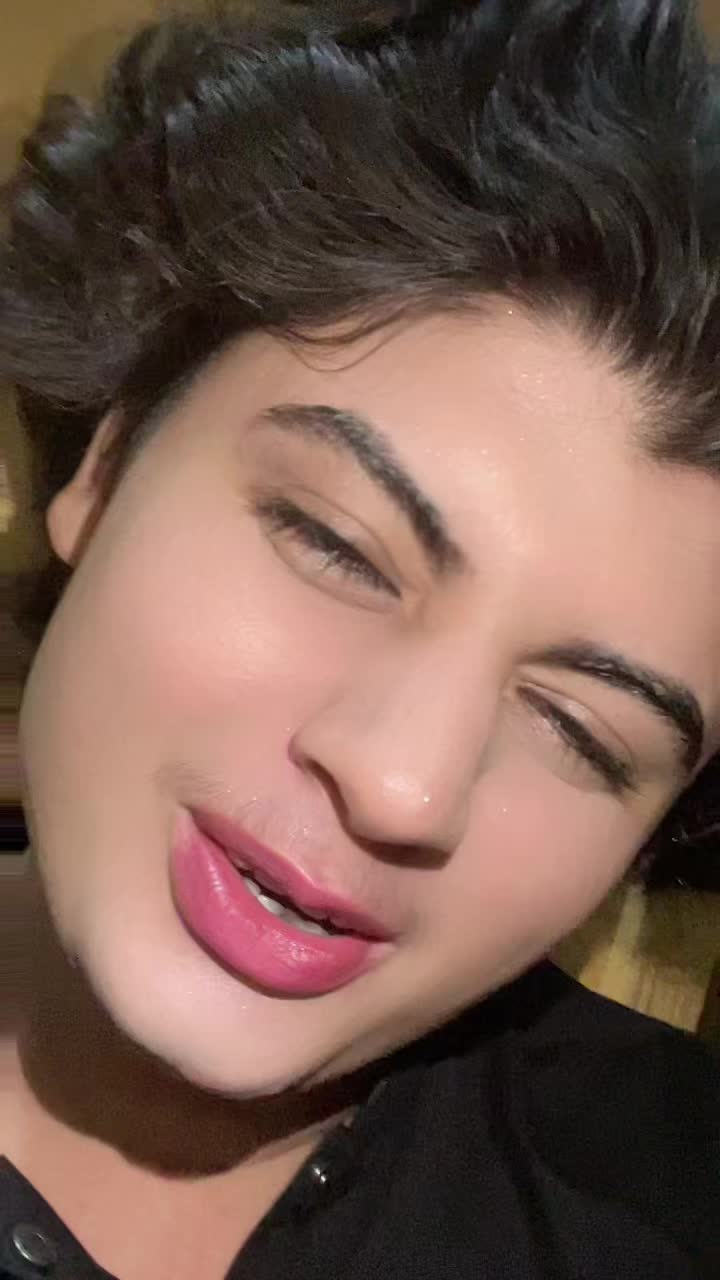 @🫰