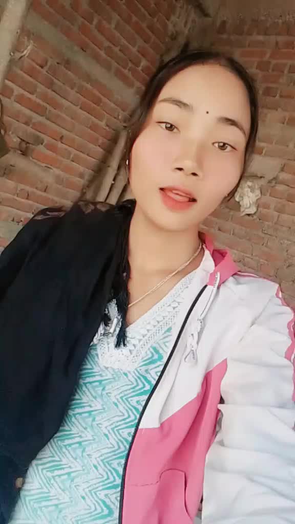 @A❤️👩&zwj;❤️&zwj;💋&zwj;👩❤️ R
