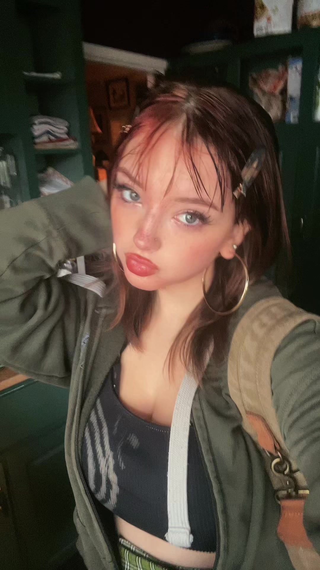 @greenishbeanish