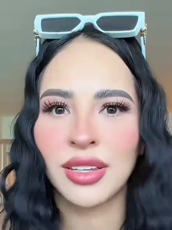 @𝓜el🦥