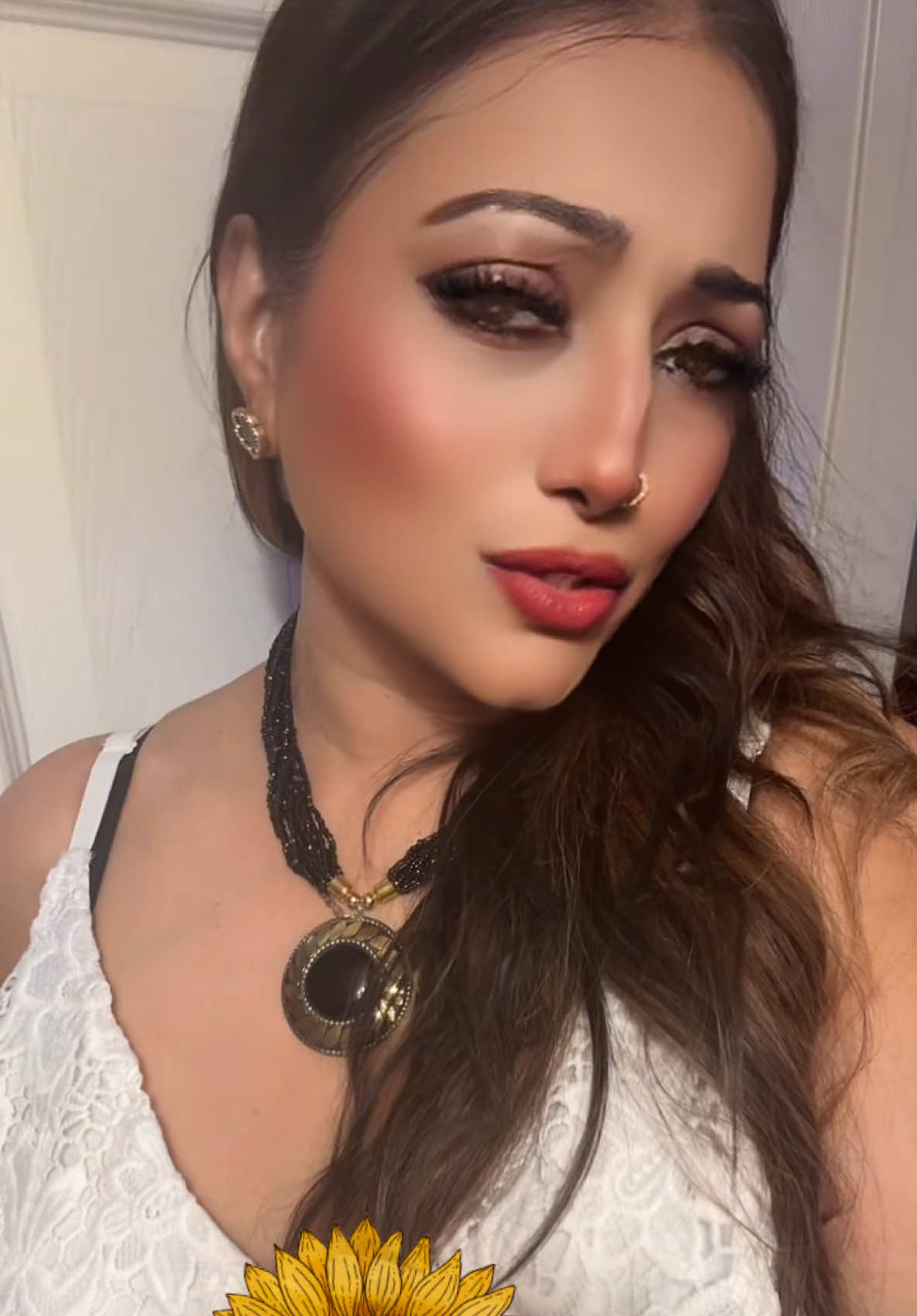 @AsliSona