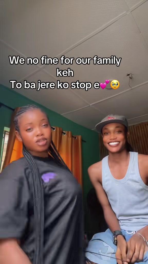 @ayowamide🧜&zwj;♀️🌊🐍