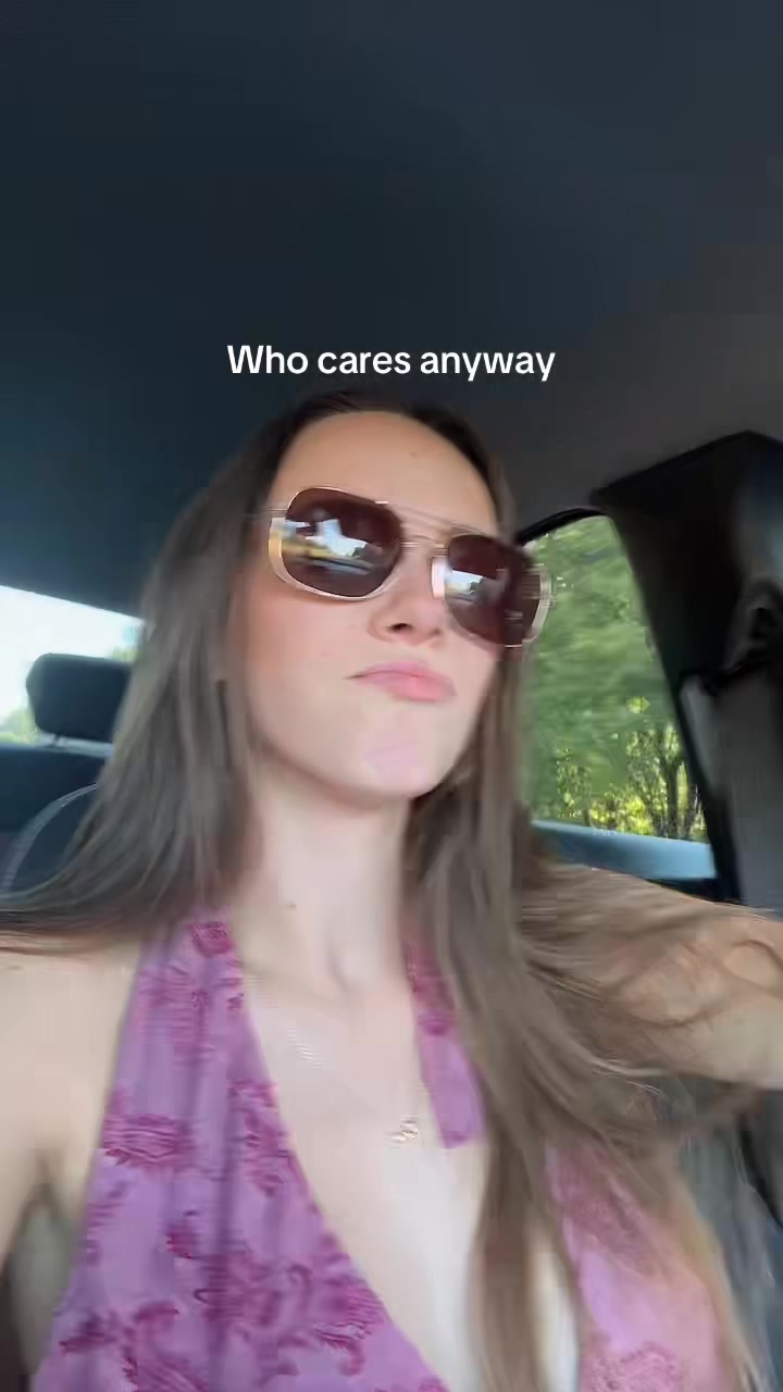 @raegun.danielle