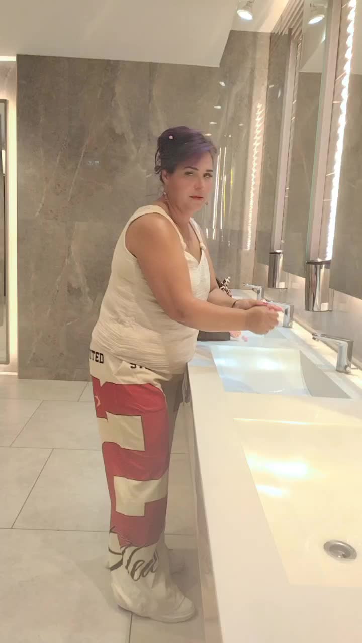 @Veragogolan101