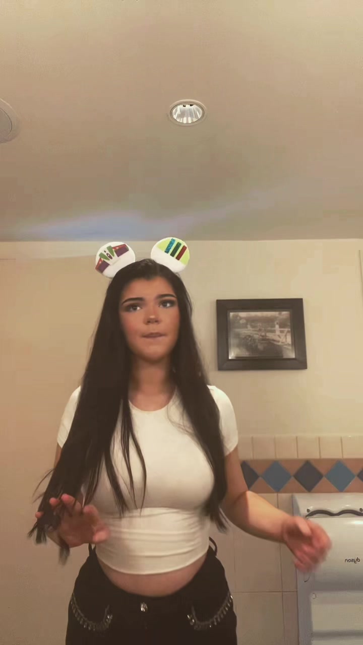 @𝐁𝐞𝐥𝐬.𝐝𝐨𝐡𝐱