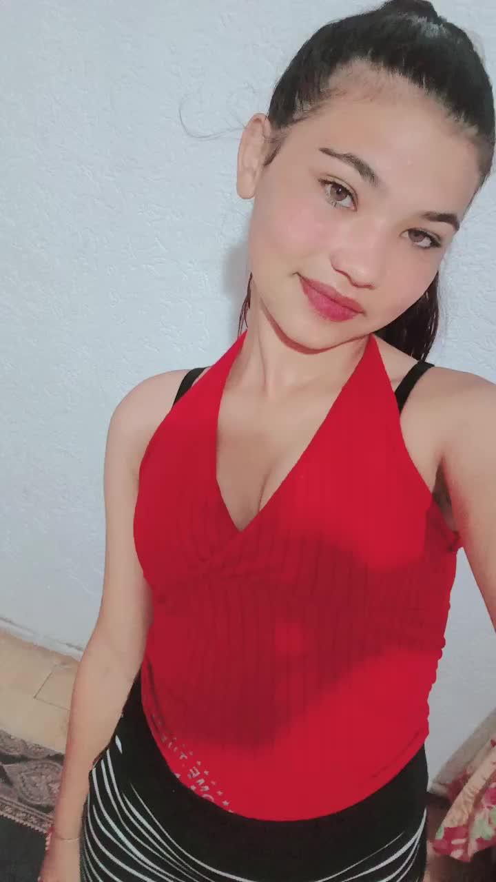 @Valentina🙉❤️