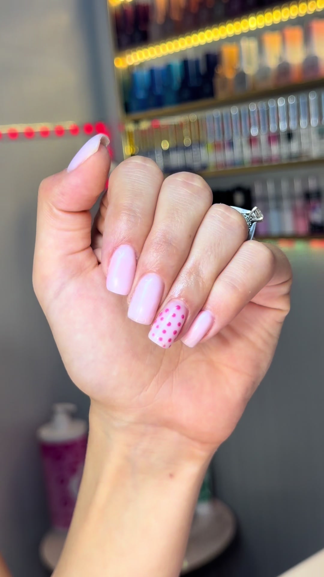 @Ati Nails Studio