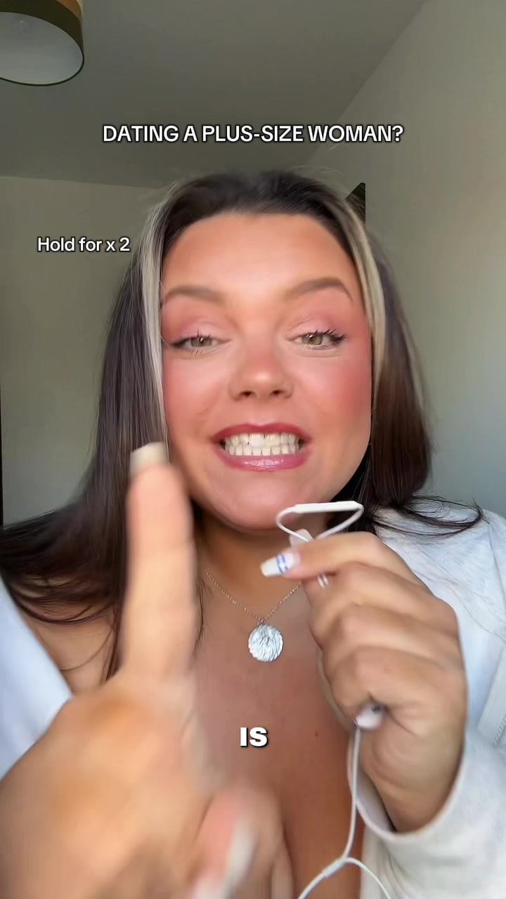 @Mary | Plus-Size CC 🐝
