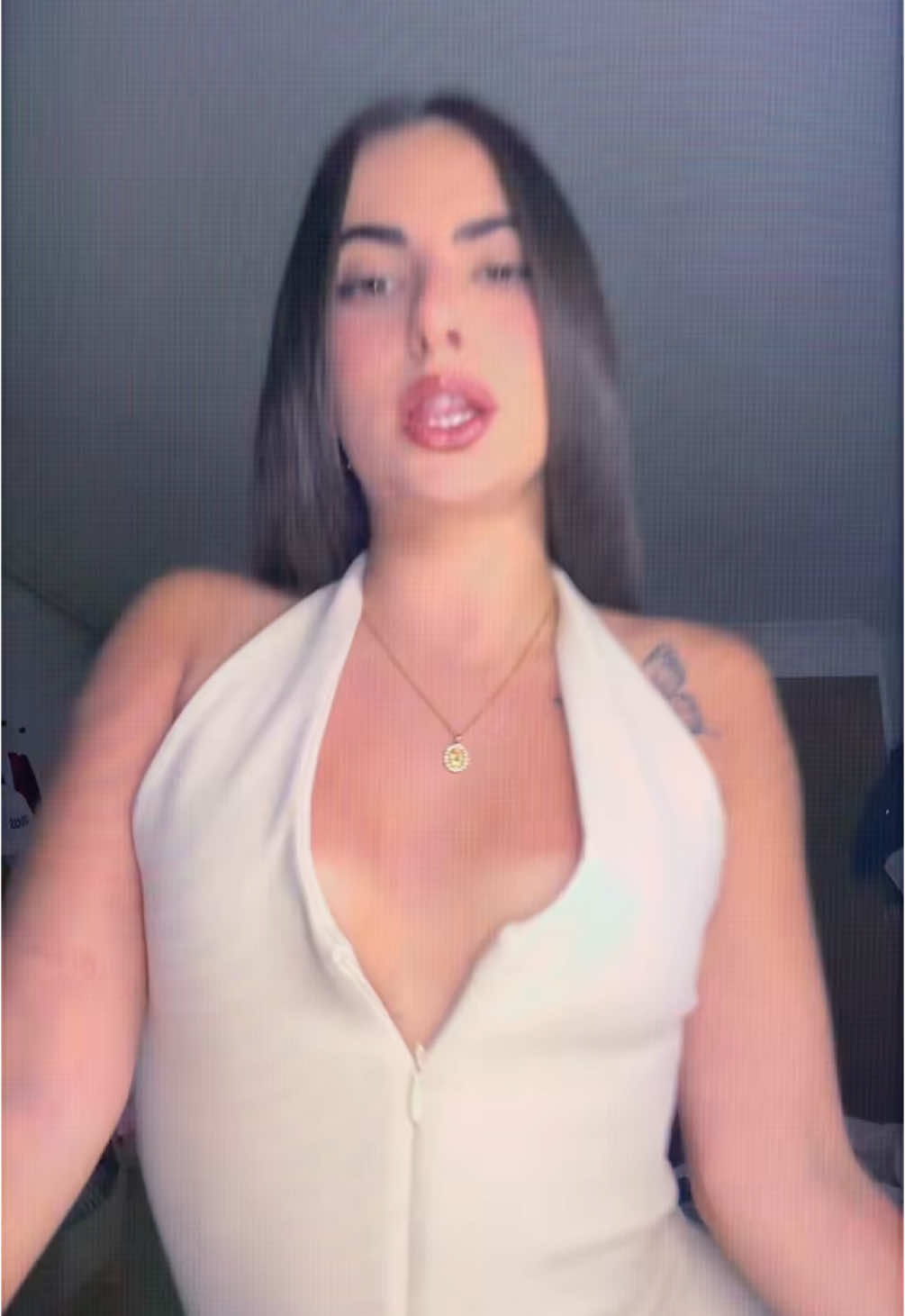 @Noemí