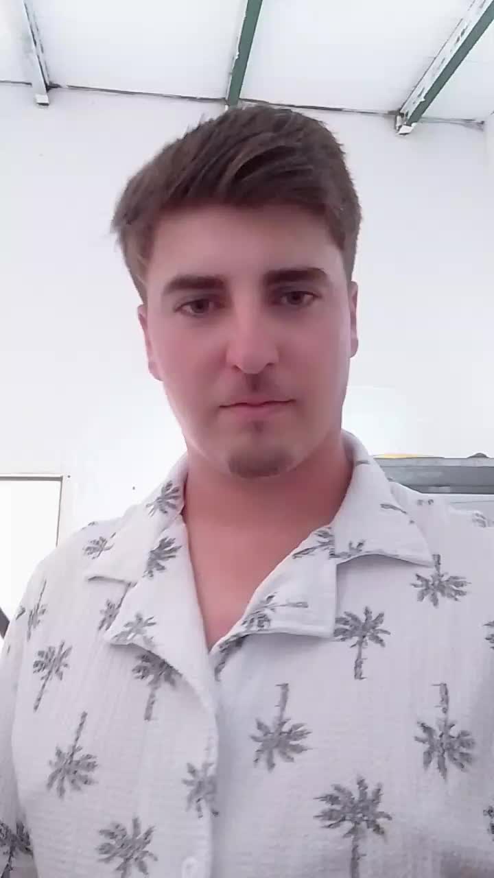 @Valentin Laurențiu 👀