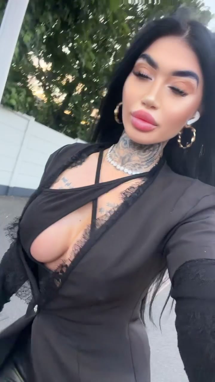 @Elenaely96❤️