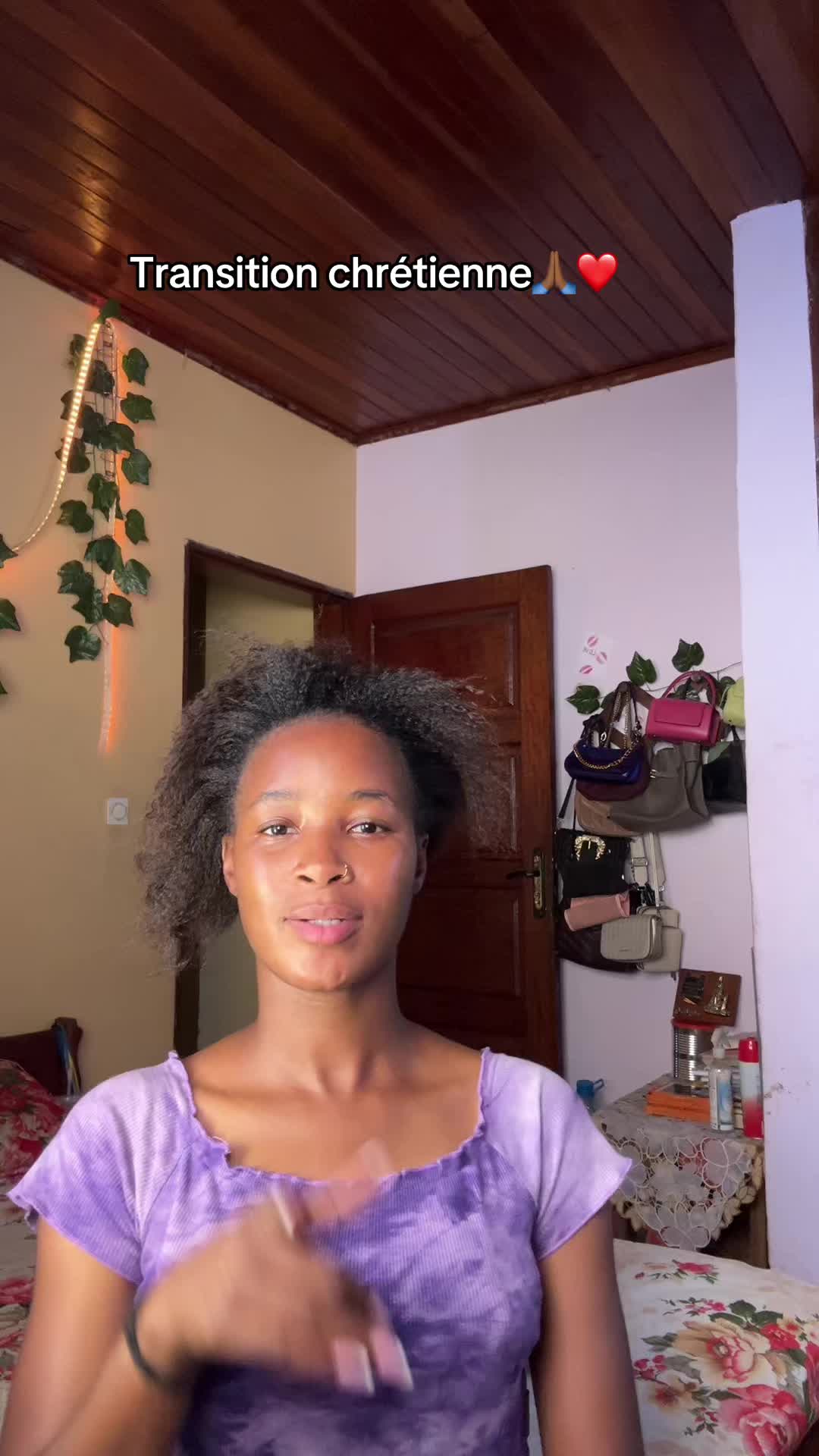 @𝐄 𝐌 𝐌 𝐀 𝐋 𝐀 𝐔 𝐑 𝐀.