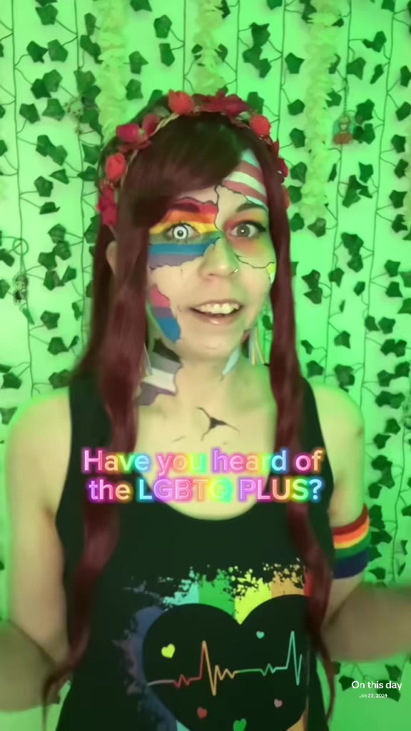 @Akii