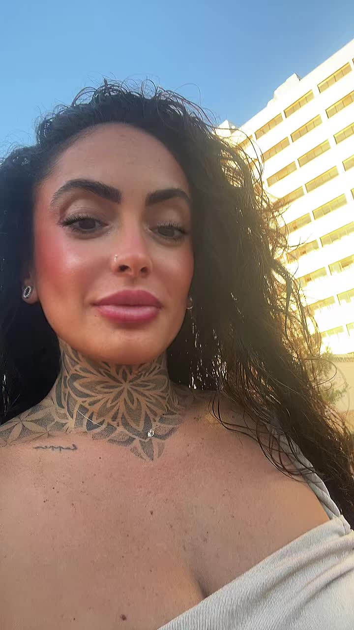 @𝒮 𝒶 𝓇 𝒶✨