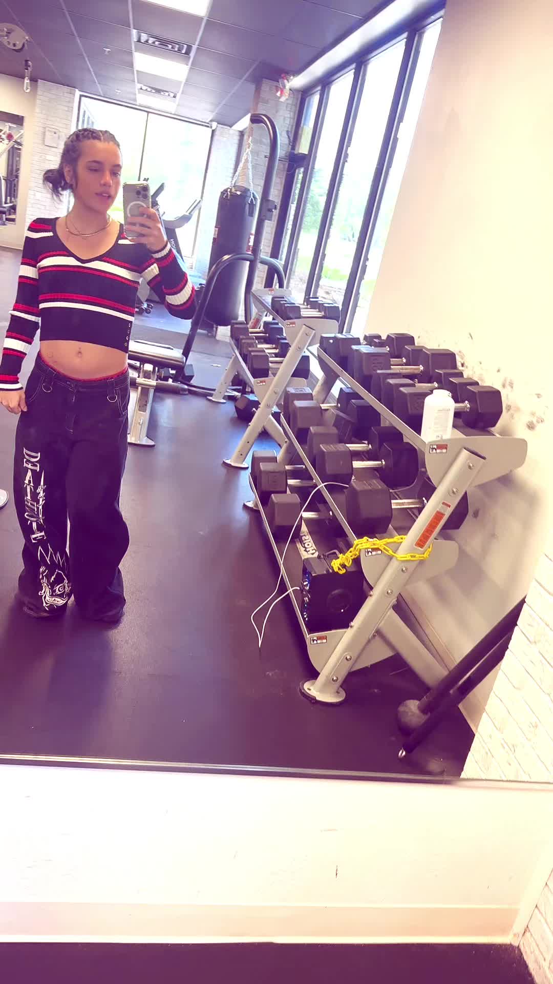 @lolabunny030103