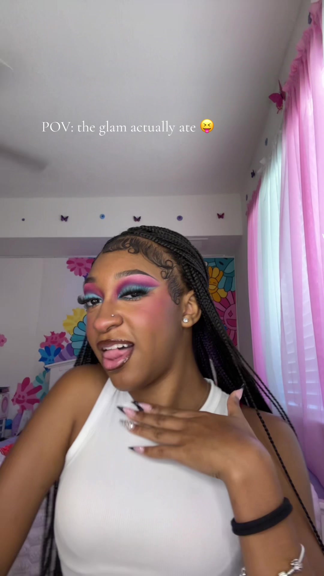 @hi i’m ari,