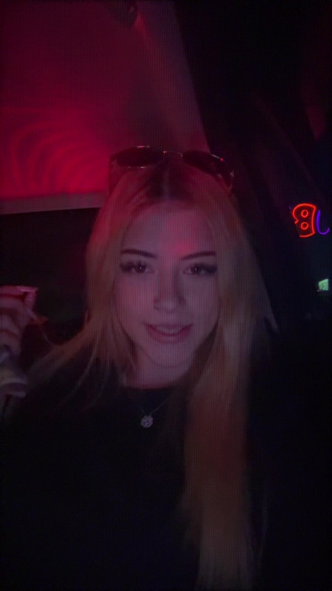 @Zahide de România😈