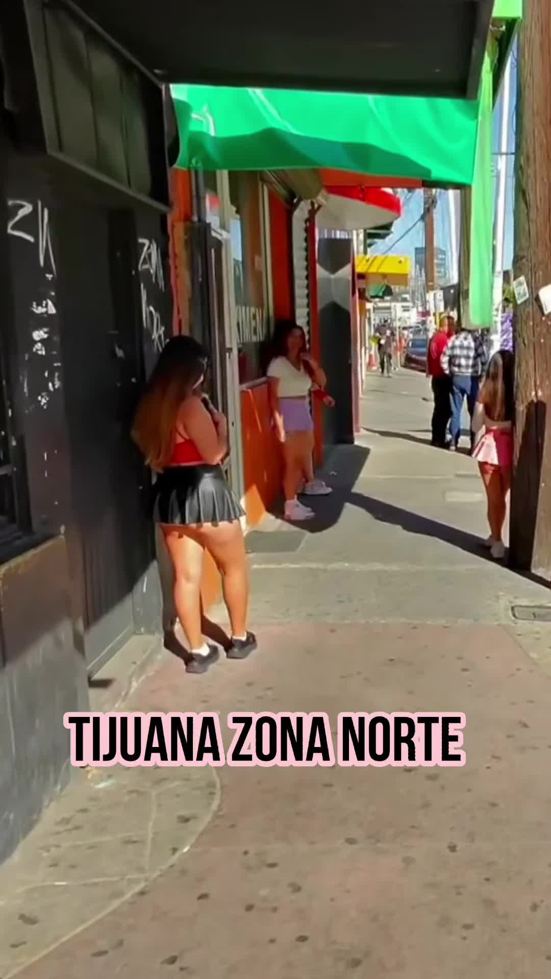 @💩 & 😆