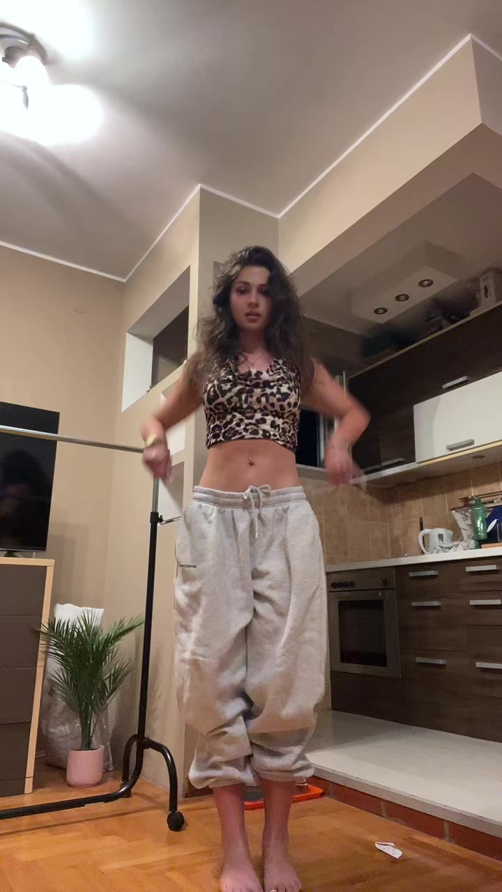 @Jelisavetica