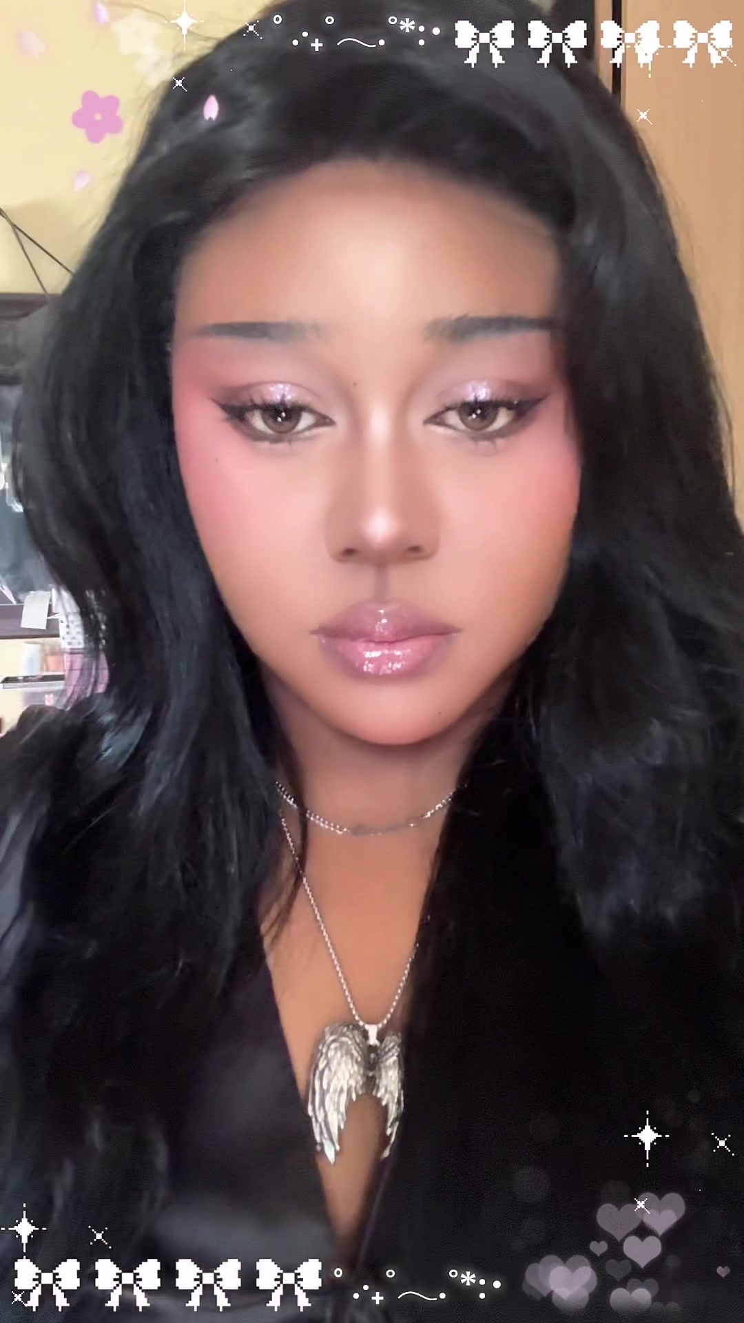 @valiinette