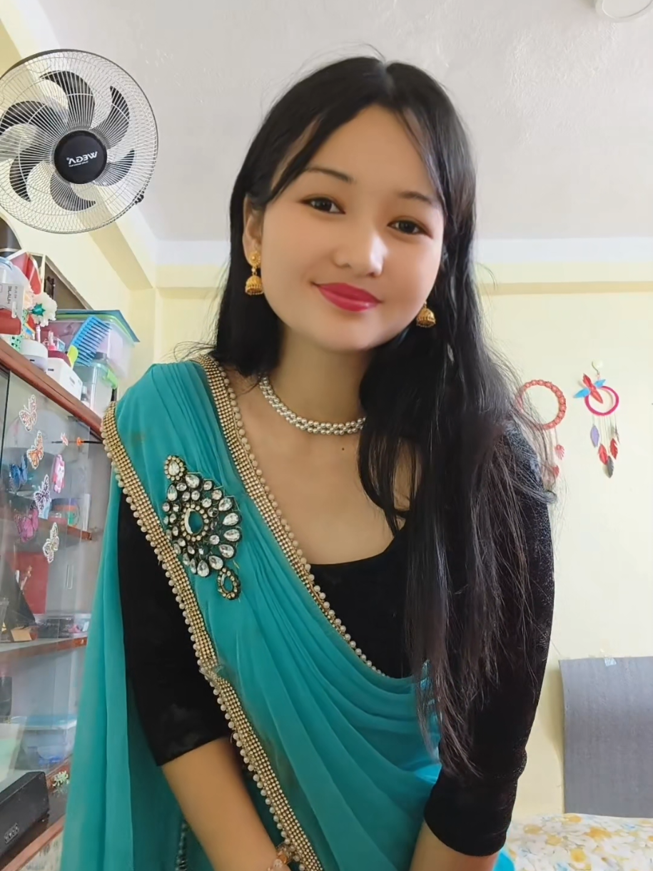 @Pyarii🦋🤞❤️