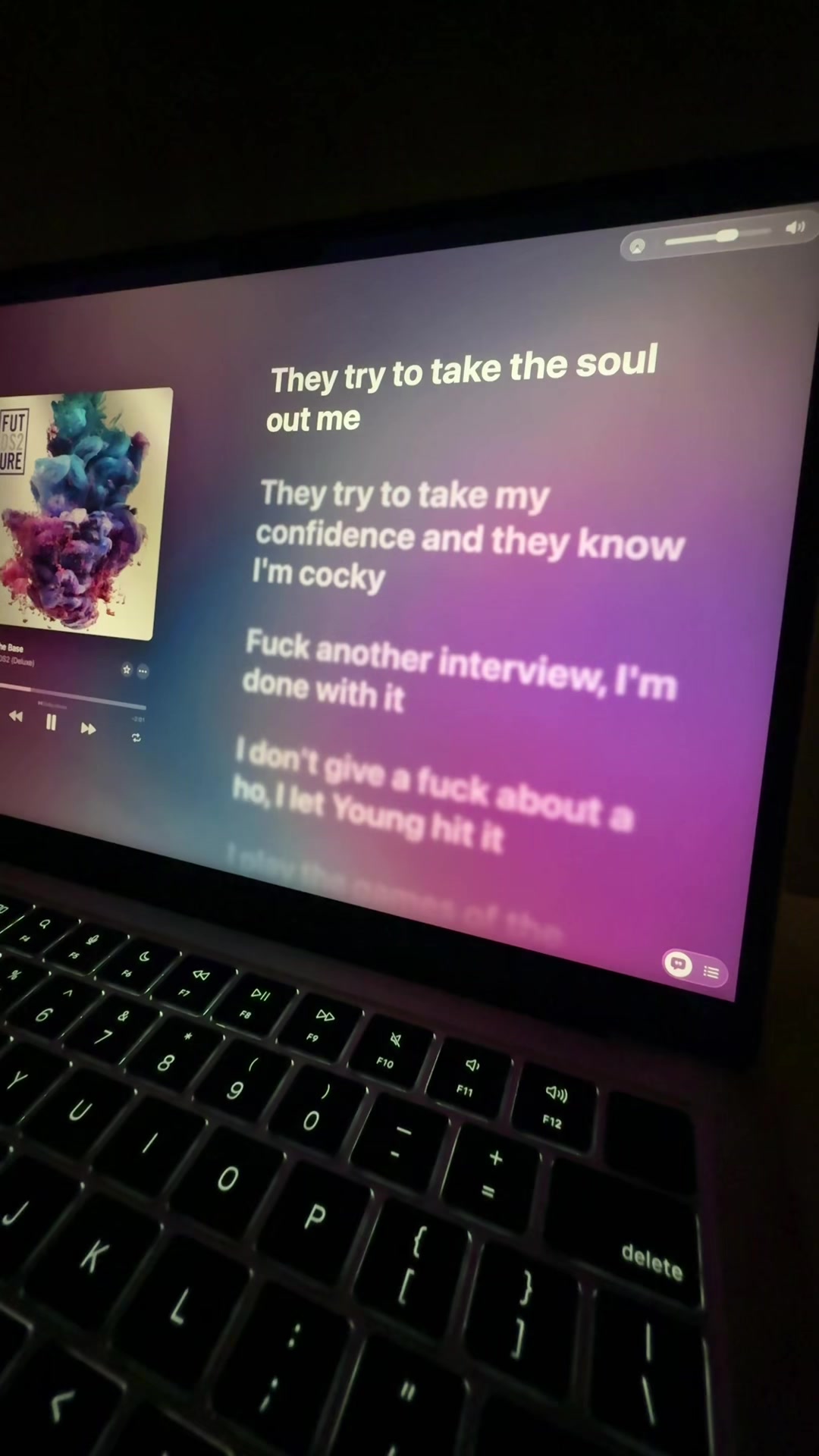 @lyricsprada