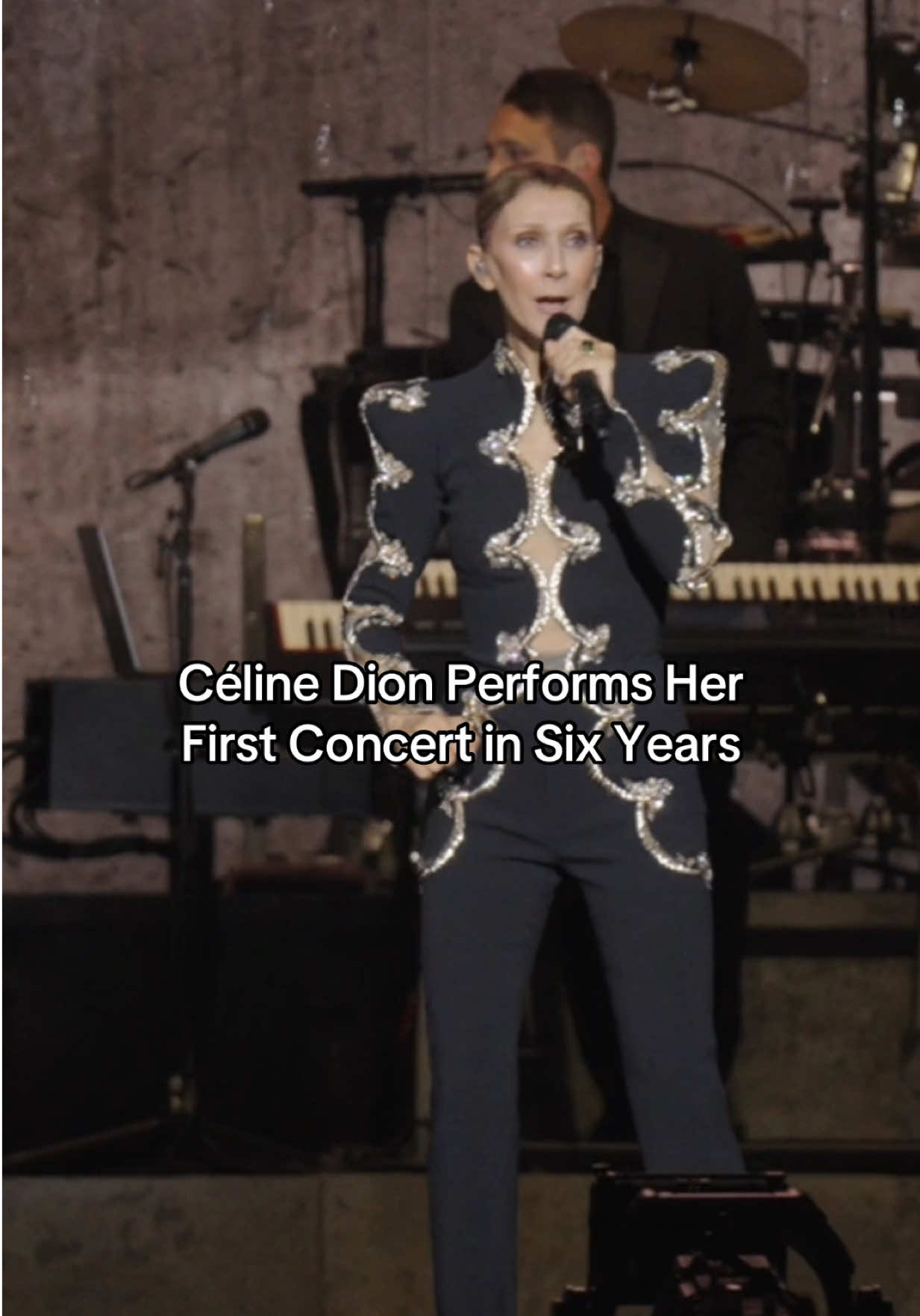 @Vogue