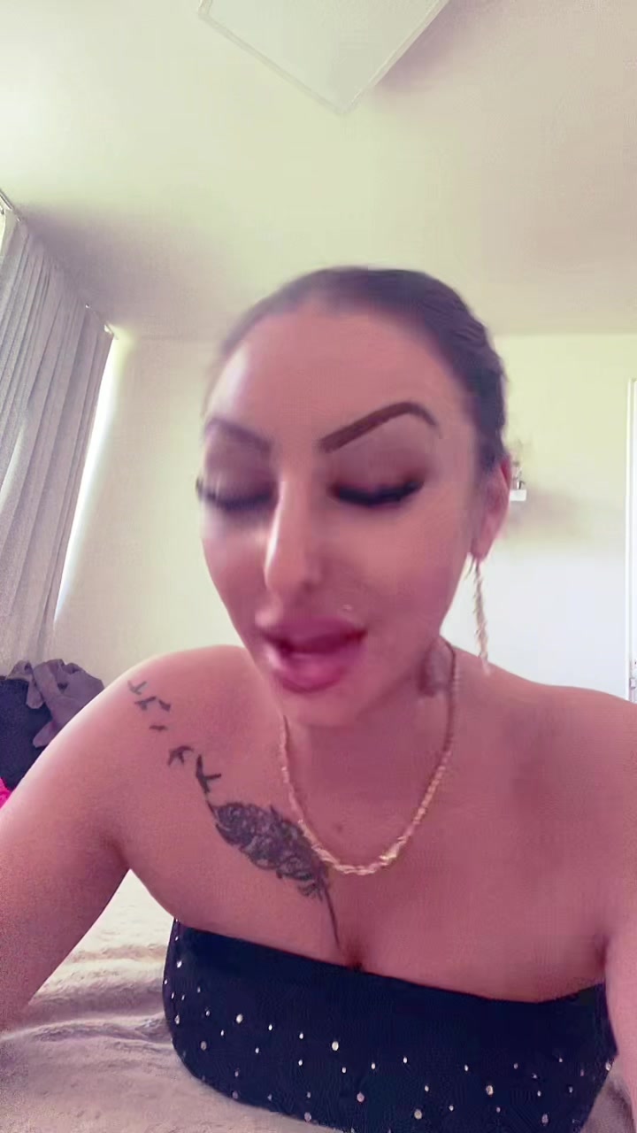 @🫦Lauraaa 🫦