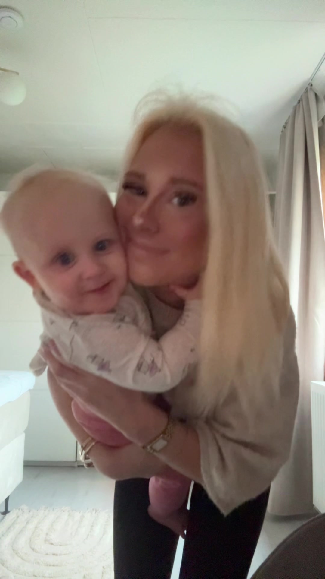 @emsangustafsson