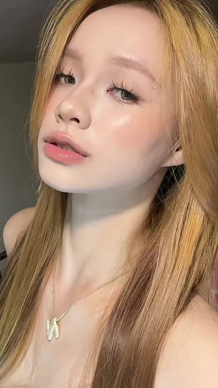 @gái việt gu tây