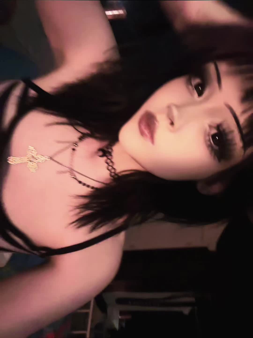 @veespils