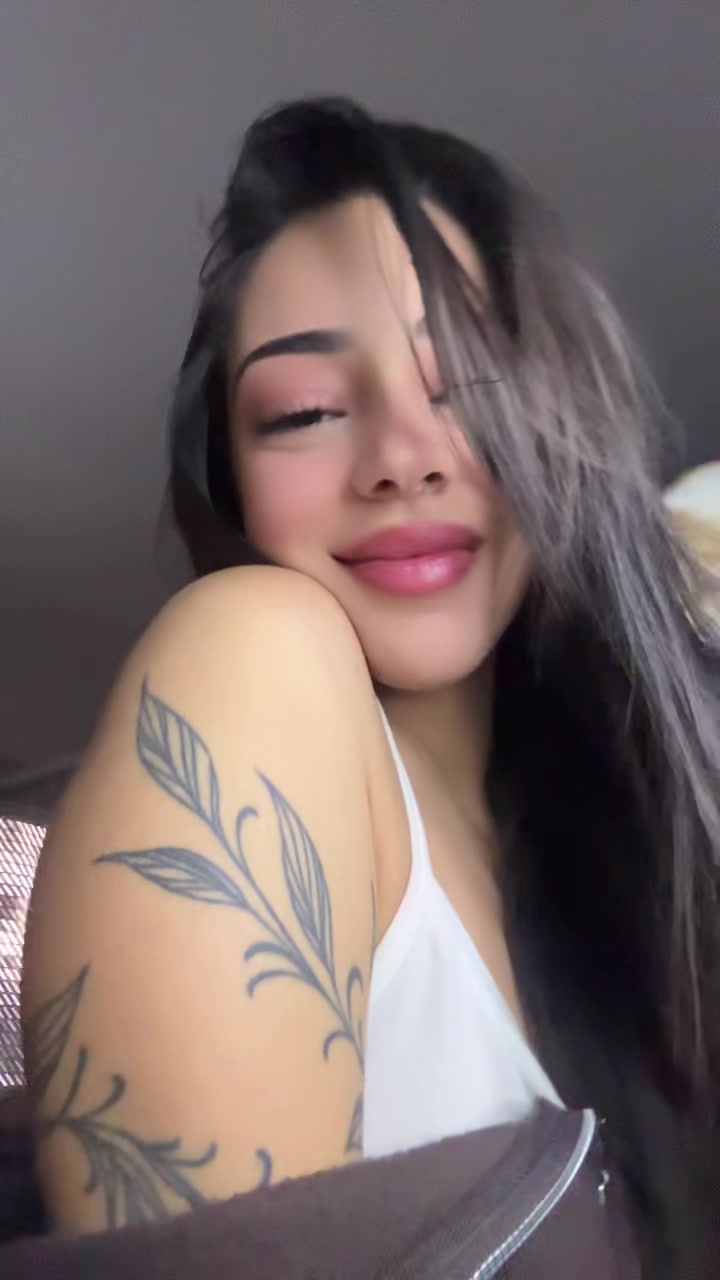 @S&acirc;r&atilde; B&aring;rb&auml;t&oslash;