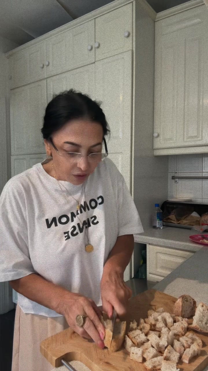 @Zana