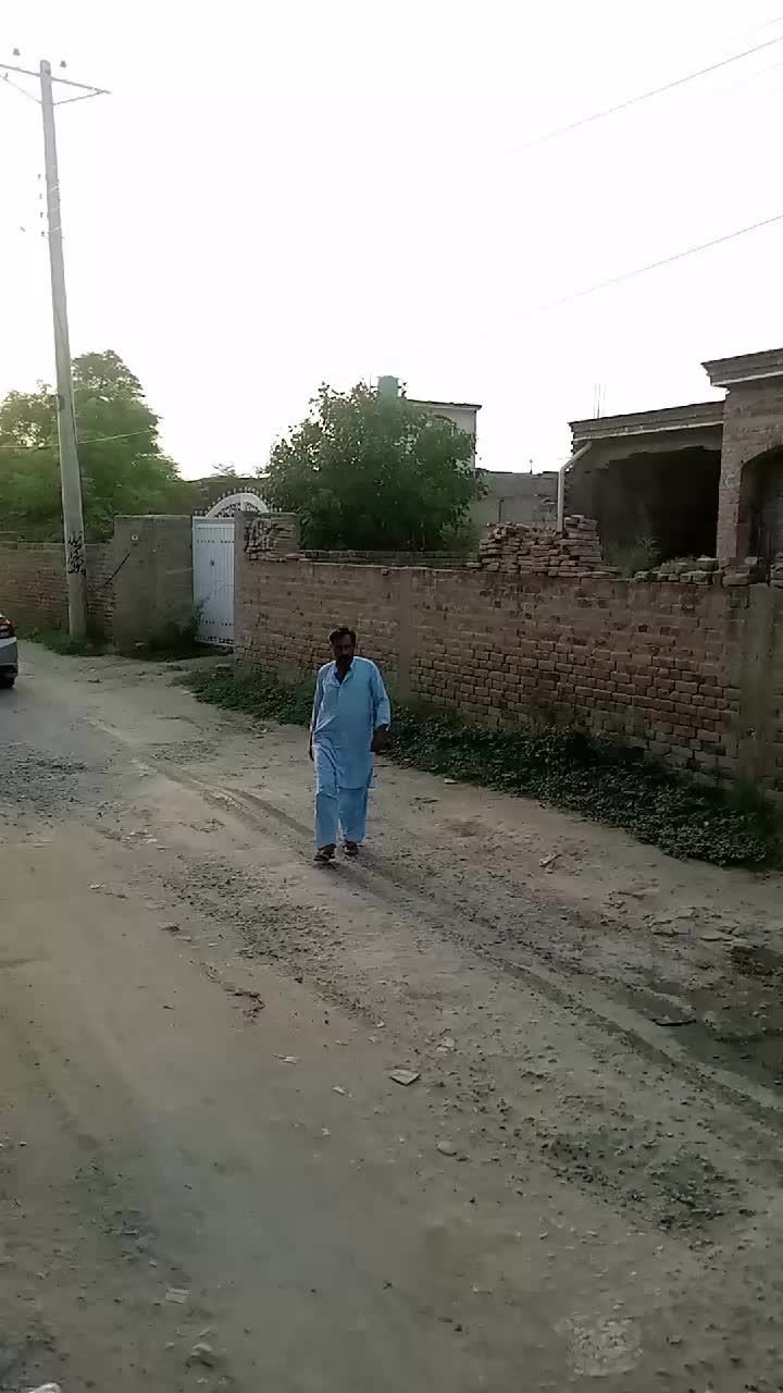 @Zeeshanpirzada