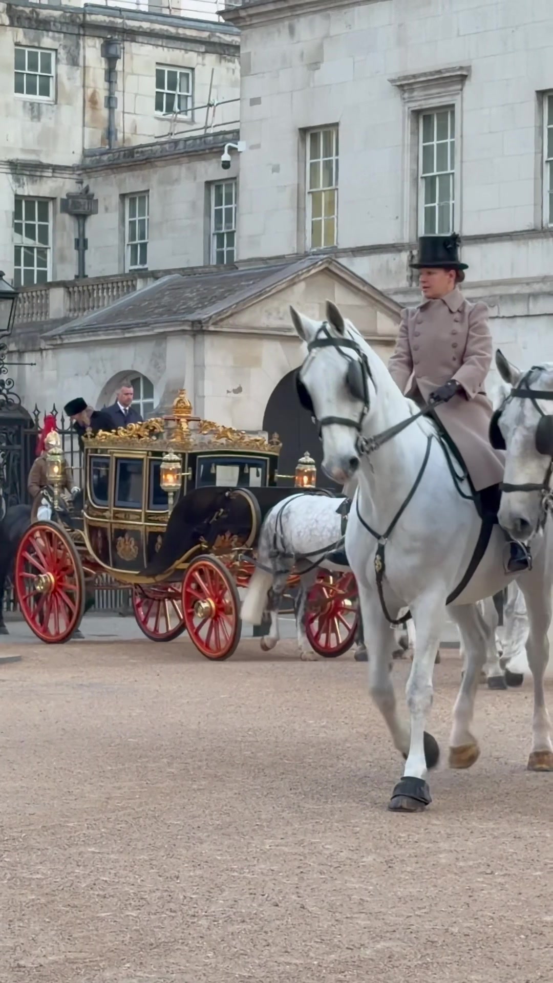 @King&rsquo;s Guard Tours