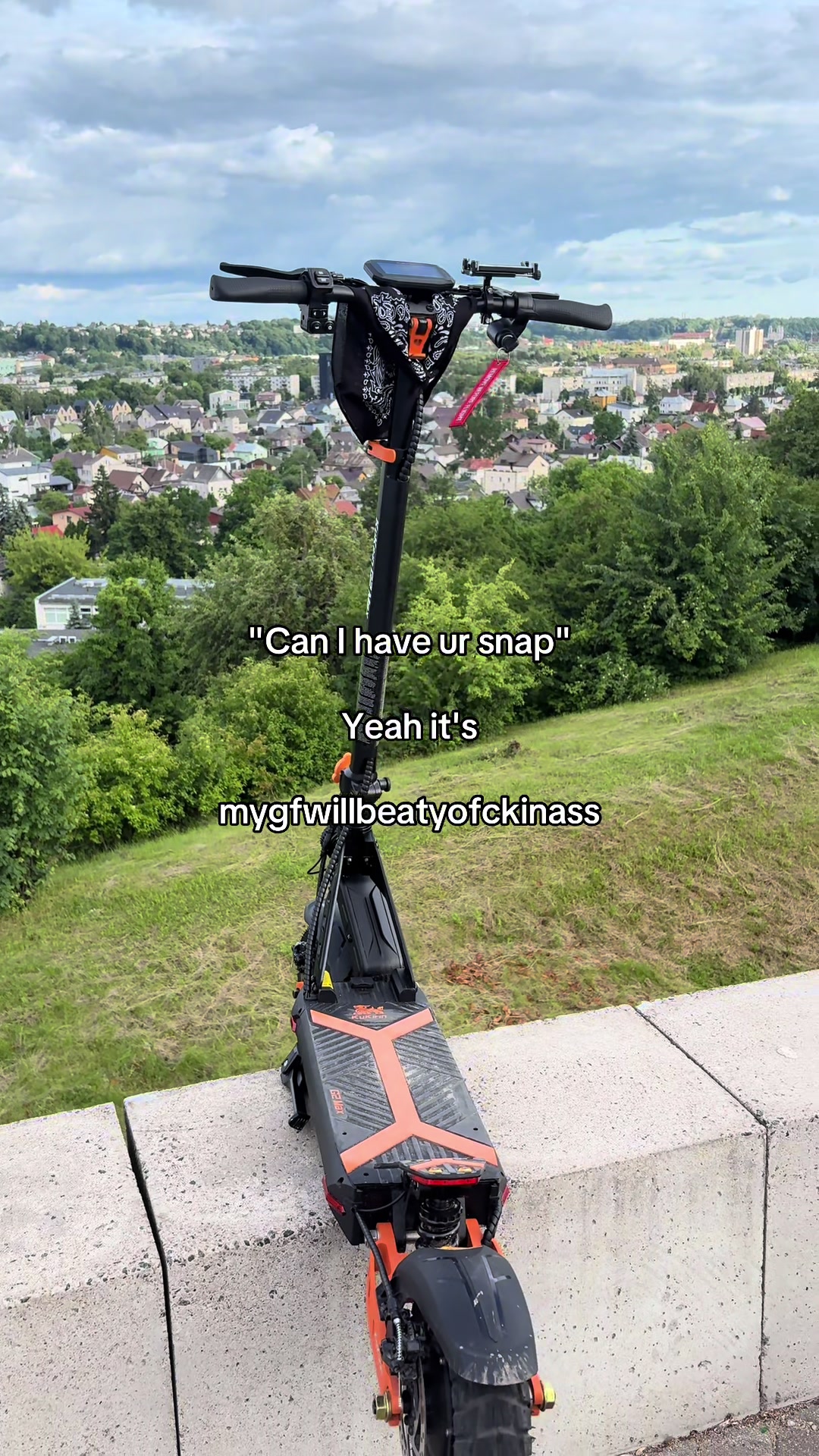@️