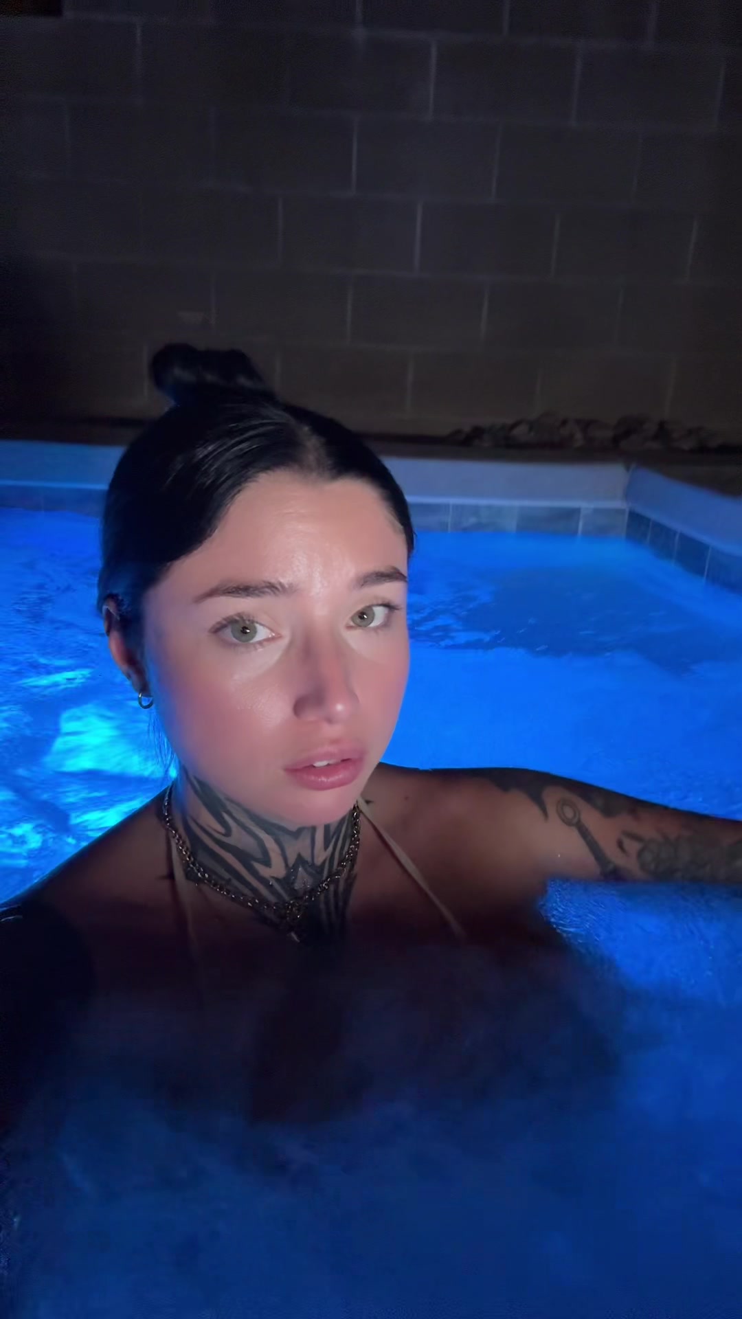 @Andeemind