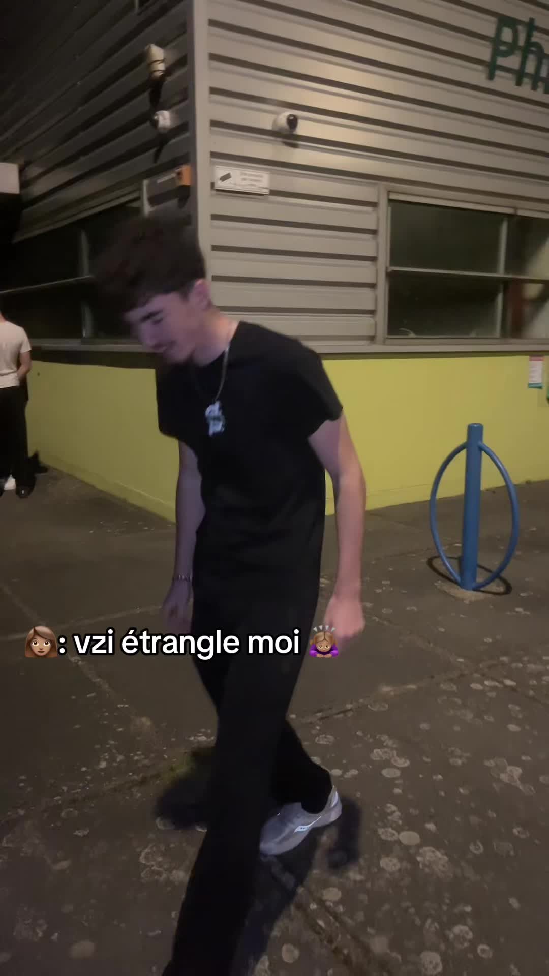 @KLhipe