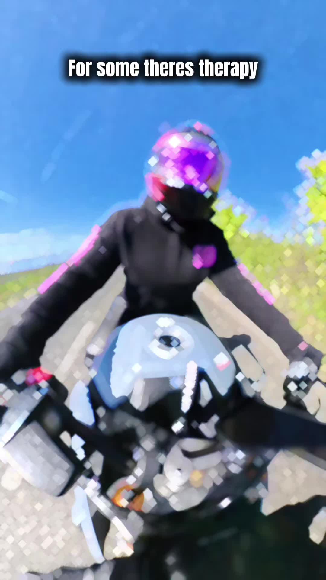 @Jess.thatbikergirl