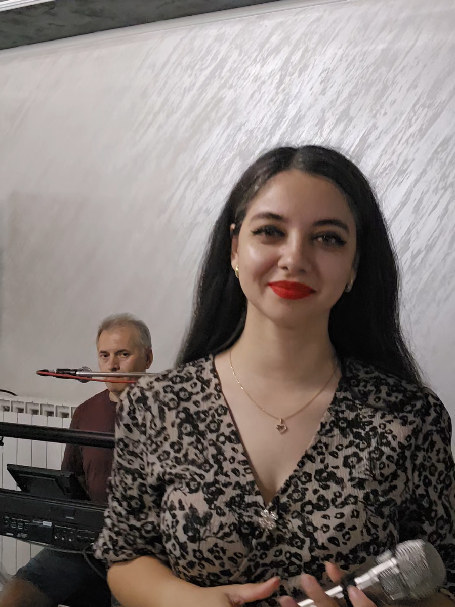 @Angela Gheonea