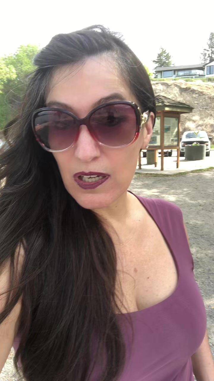 @Sharon Chartrand🇨🇦