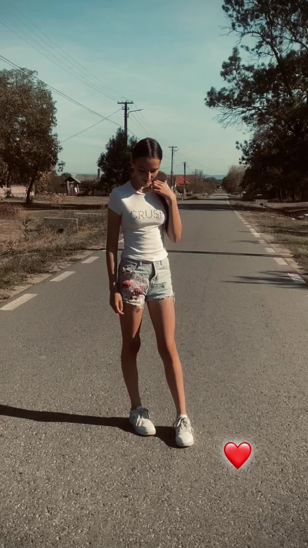 @إيدينا
