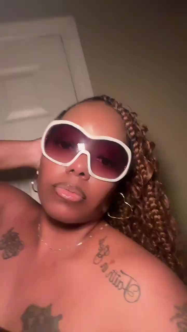 @Nene