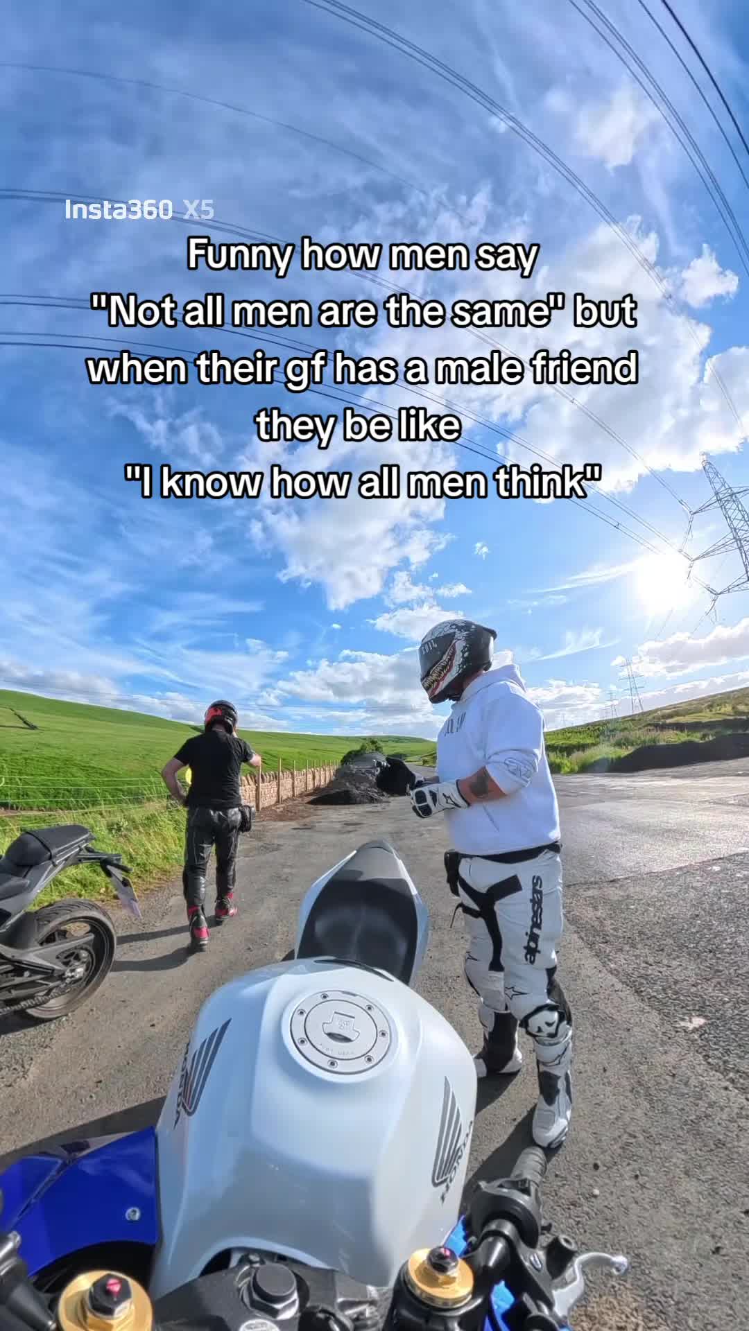 @HalifaxCBR🇬🇧 🏍