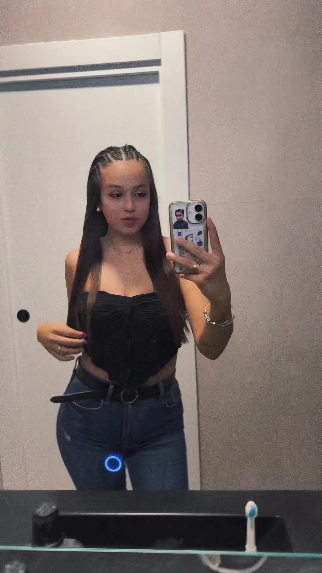 @Laveriiitaaa