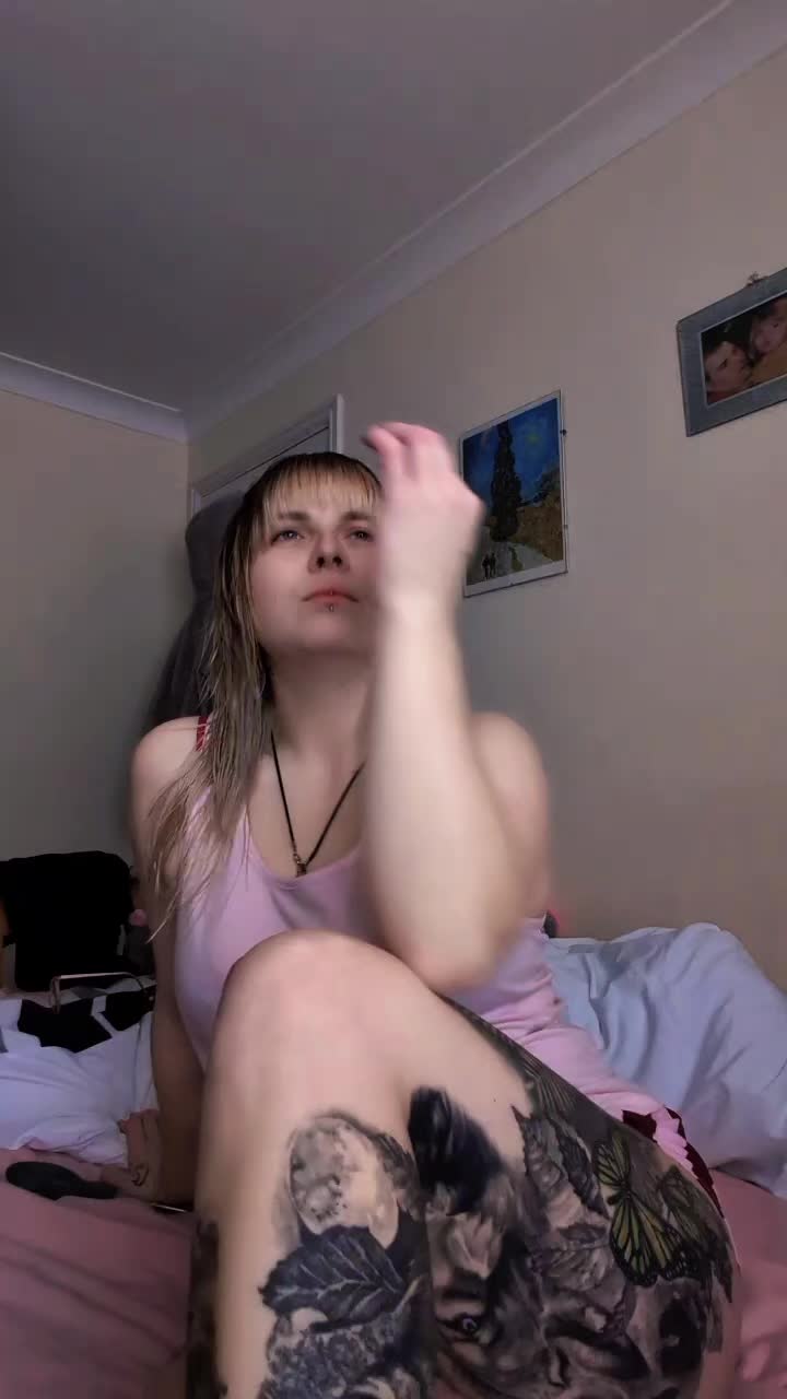 @OfficialPrincess420🩵🩶🌐🌋