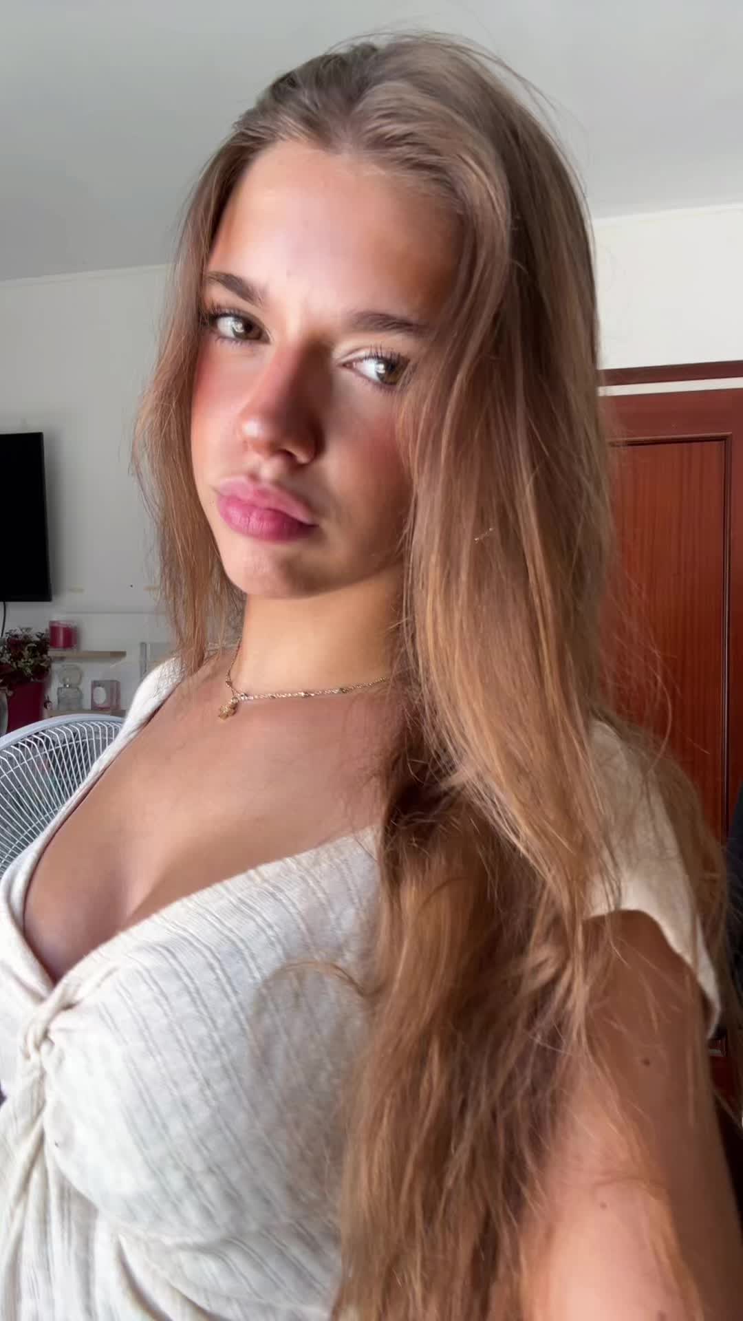 @Ari